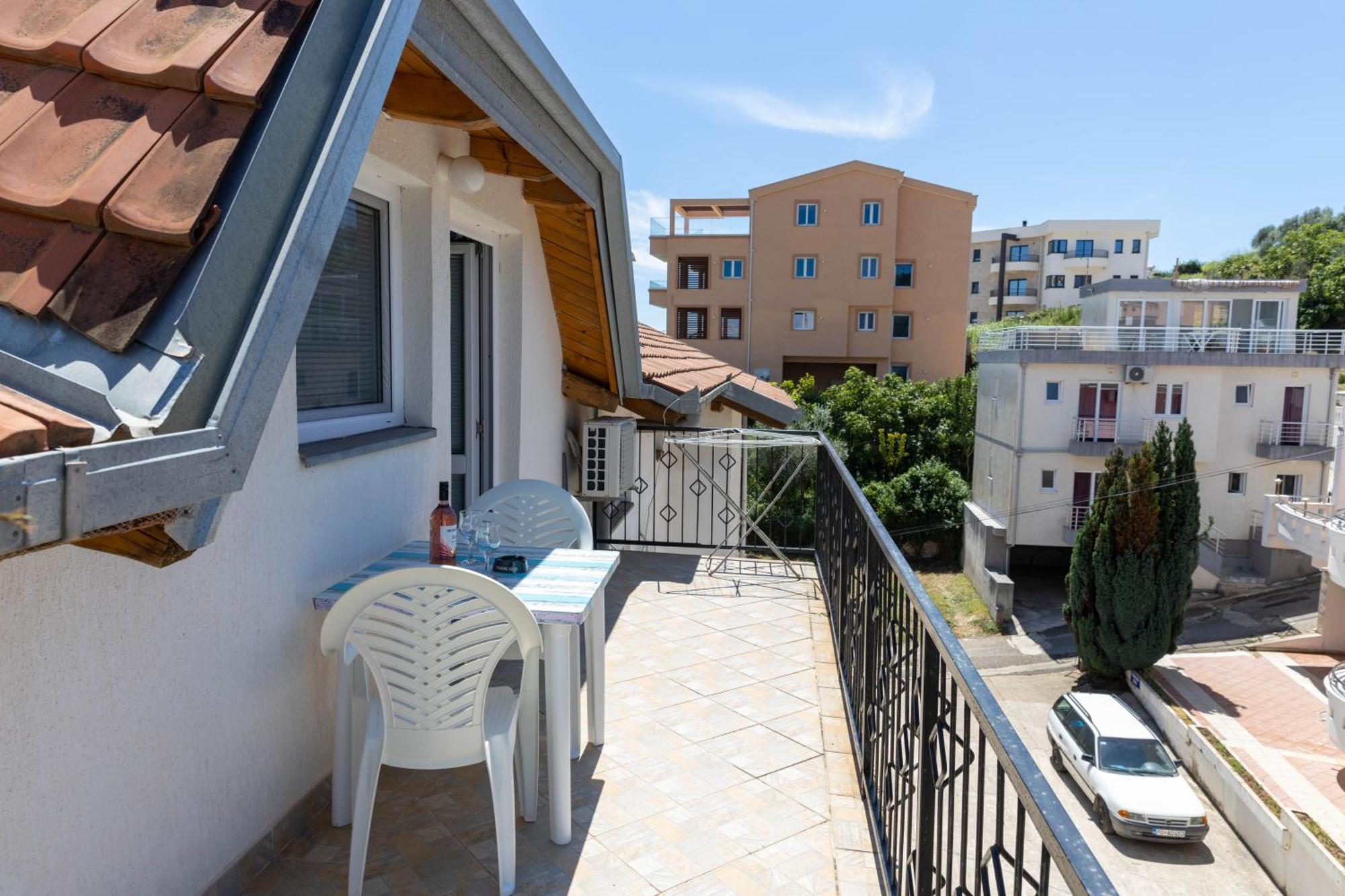 Guest House Aldin Ulcinj Exterior foto